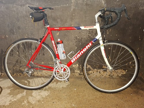 Vintage bianchi road bike - road,